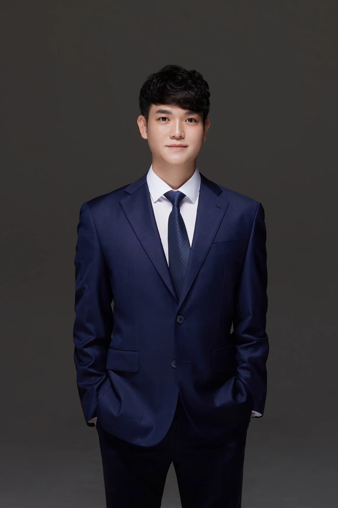 우성명 변호사
